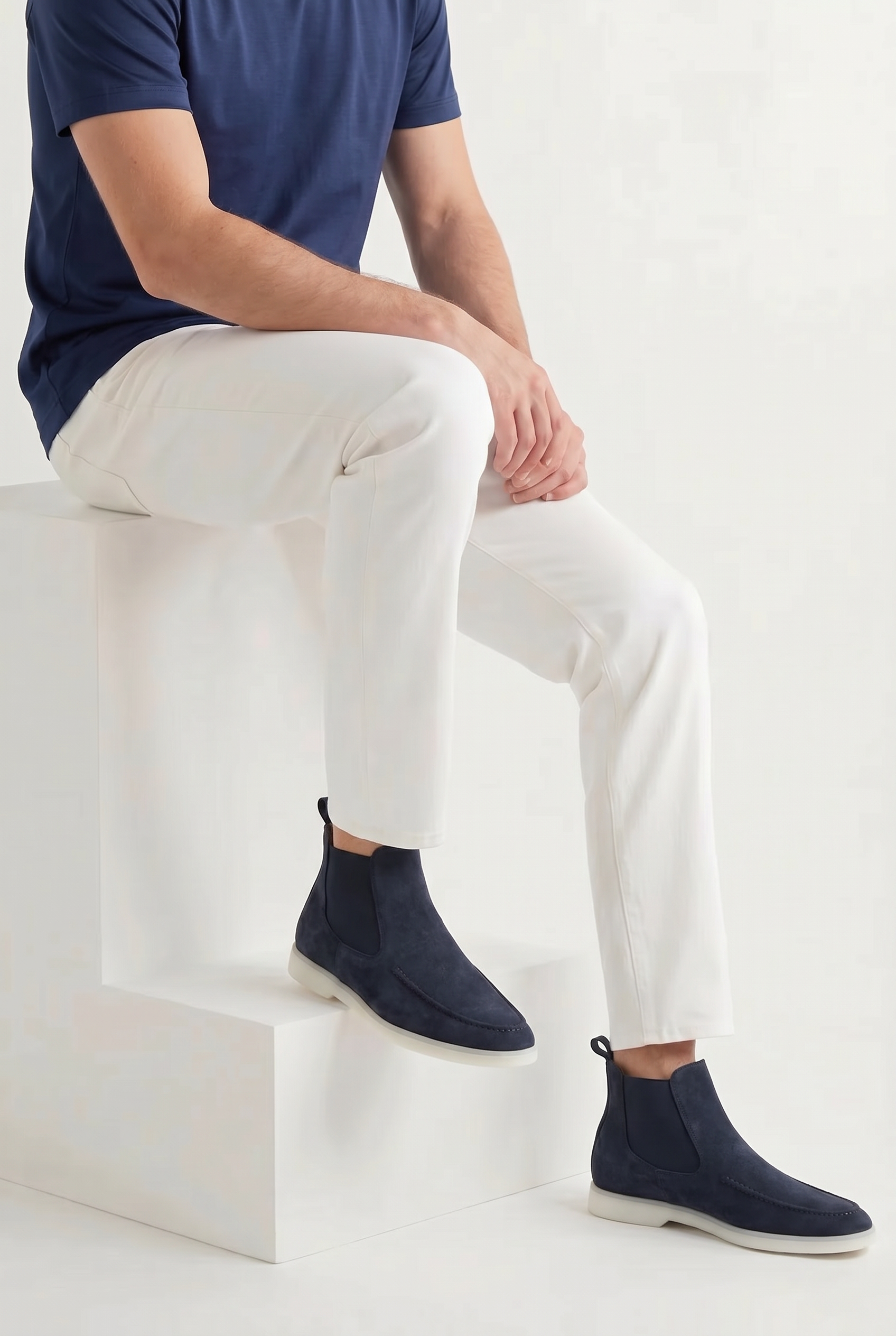 Cavalién Suede Boot Navy