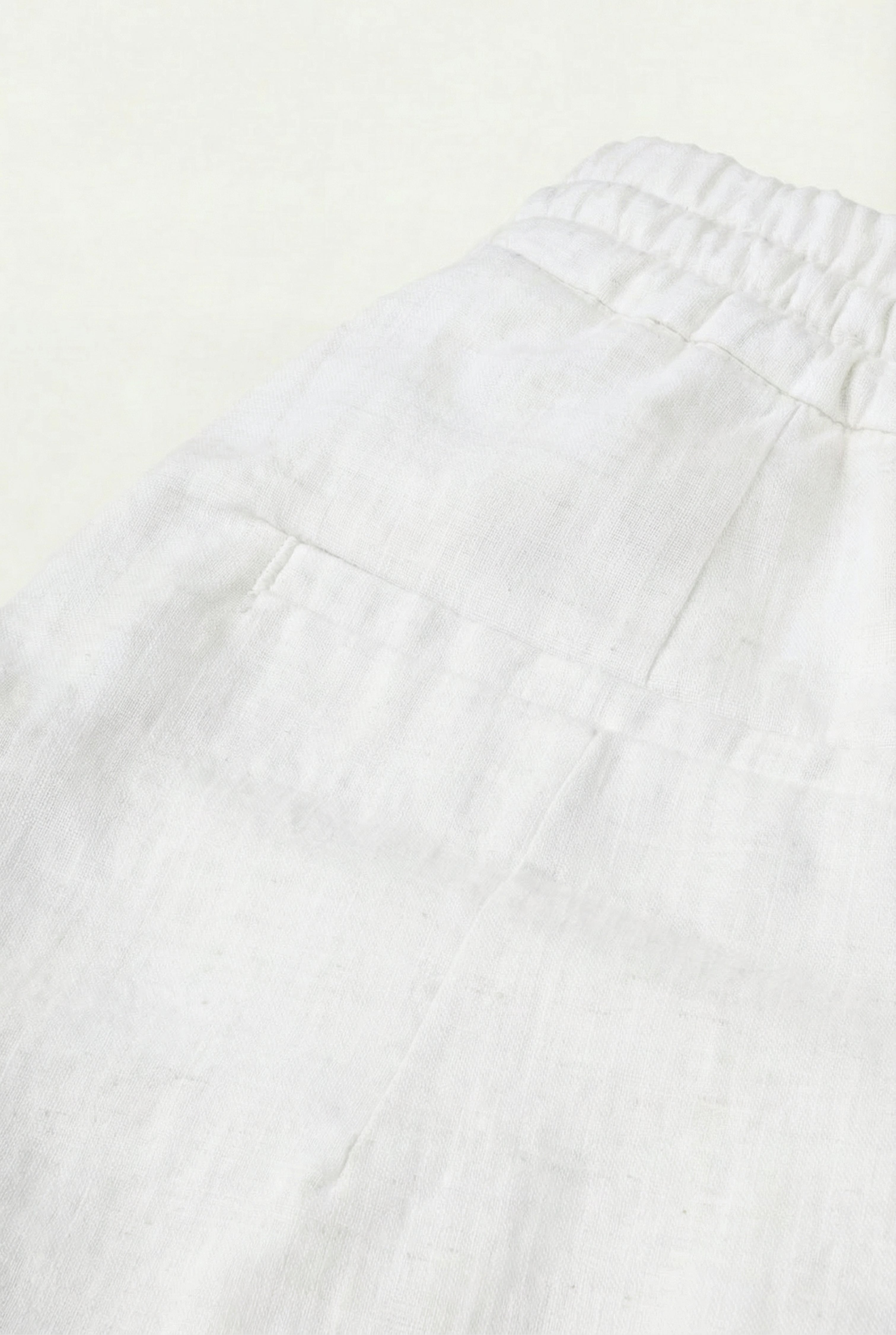 Cavalién Linen Short White