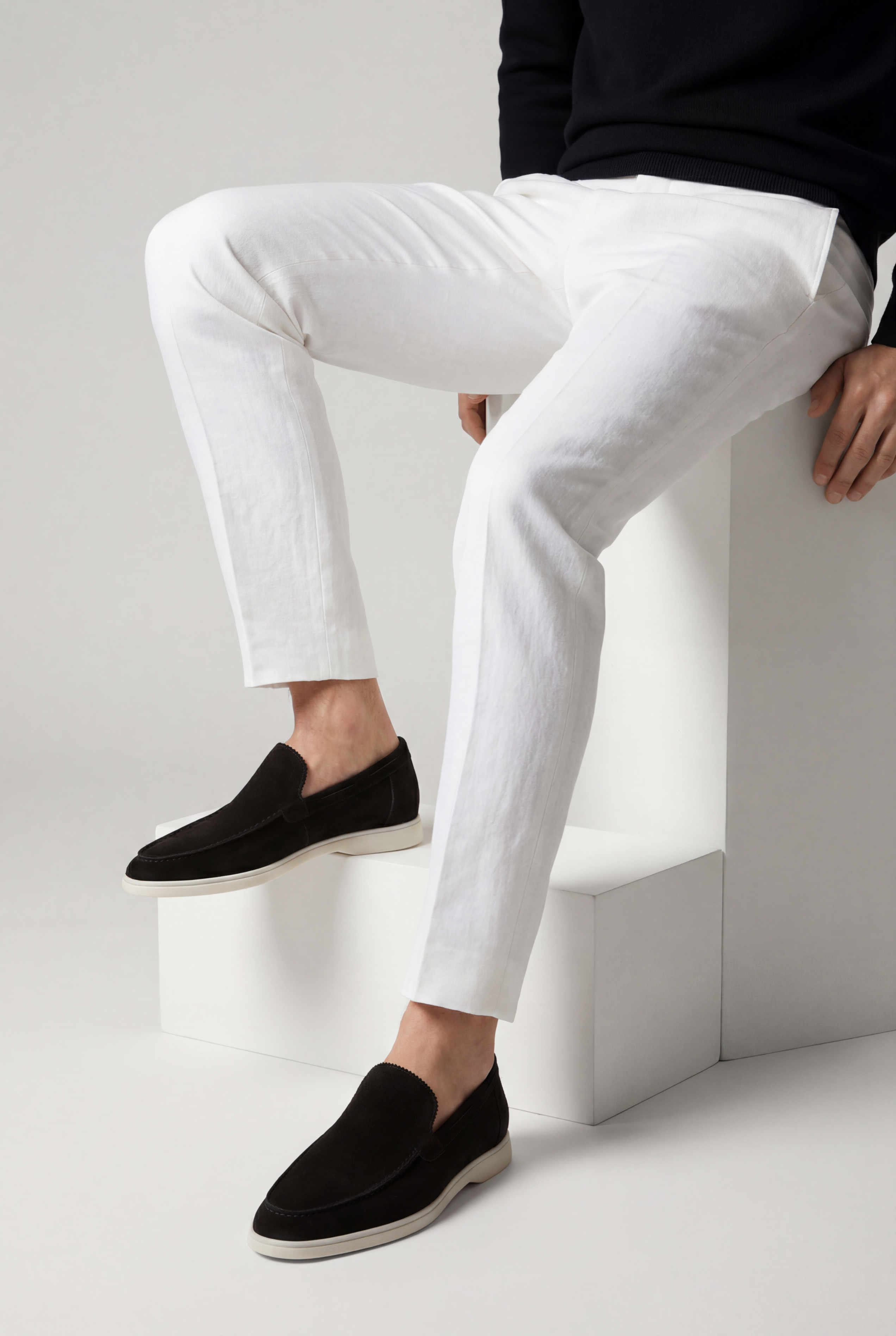 Moreno Classic Suede Loafer Black
