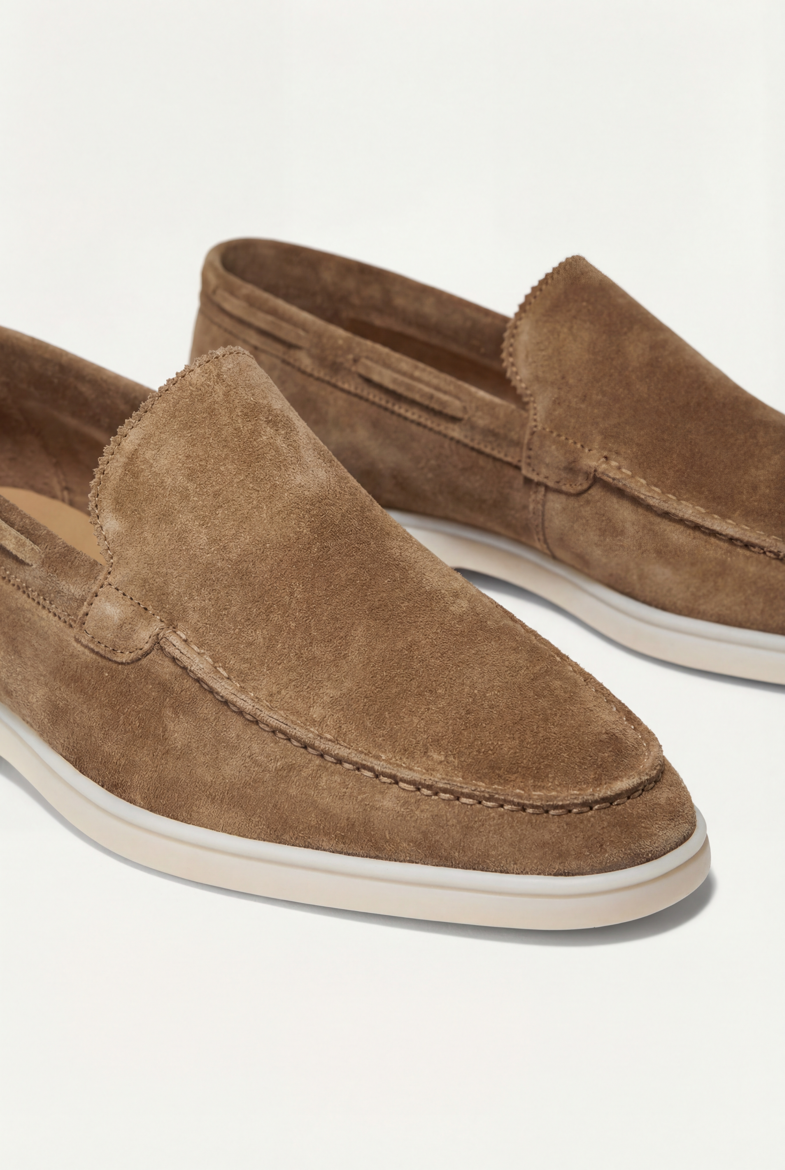 Moreno Classic Suede Loafer Desert