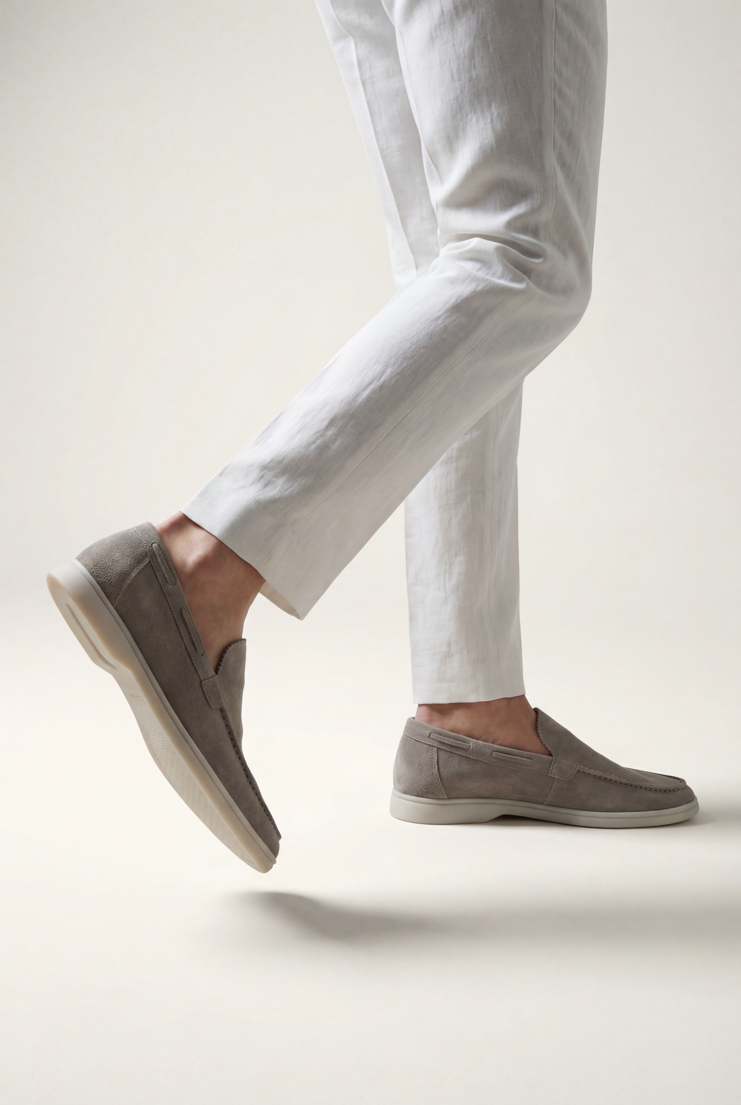 Moreno Classic Suede Loafer Light Gray